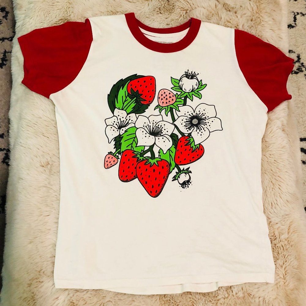 RARE Big Bud Press Original Strawberry Tee